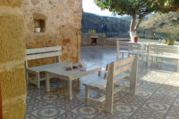 Luxurious Stone Apartment 2 Kera  Екстер'єр фото